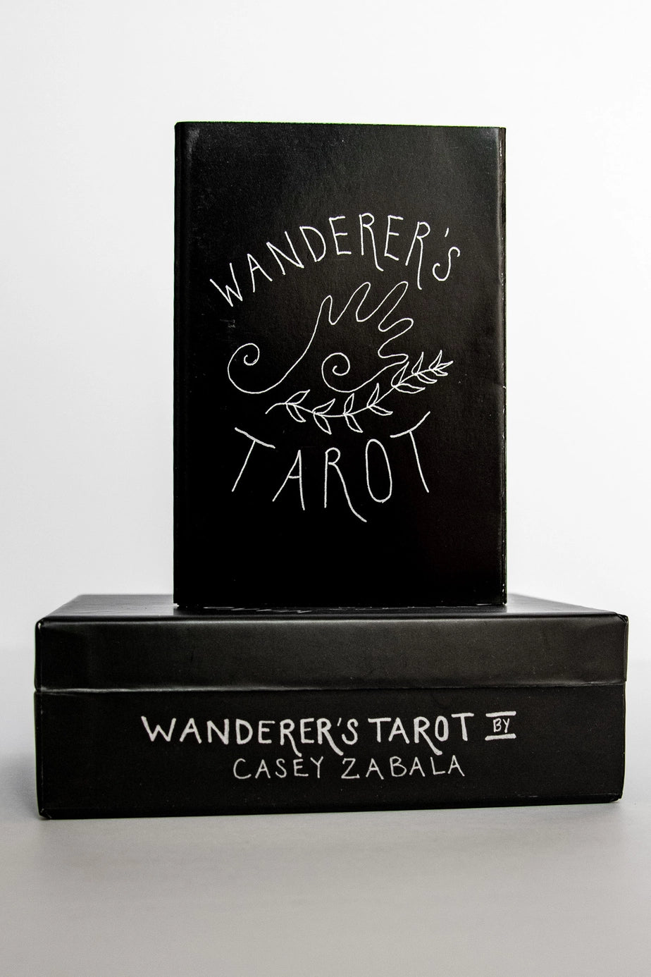 Wanderer's Tarot 78-Card Deck with Fold-Out Guide