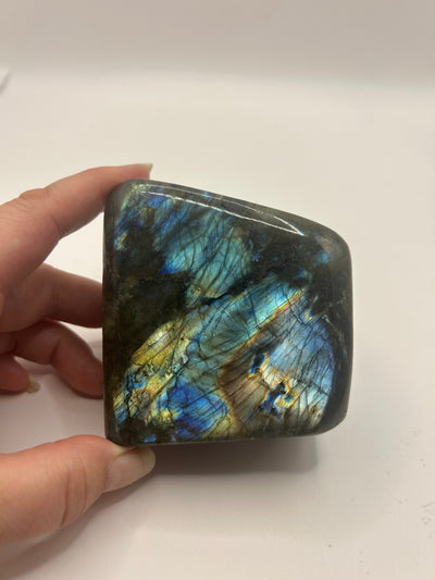 Labradorite Stone