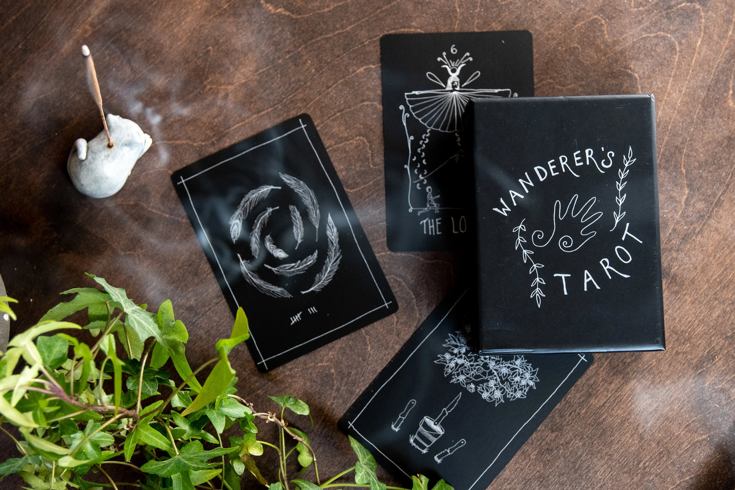 Wanderer's Tarot 78-Card Deck with Fold-Out Guide