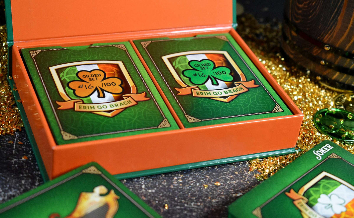 PlayingCardDecks.com-Ireland Gilded Set LPCC