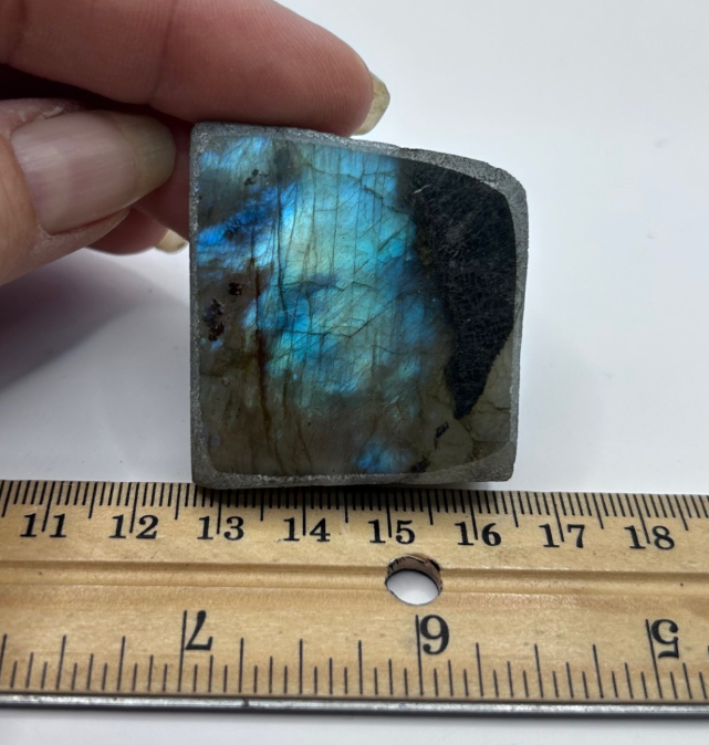 Labradorite Stone
