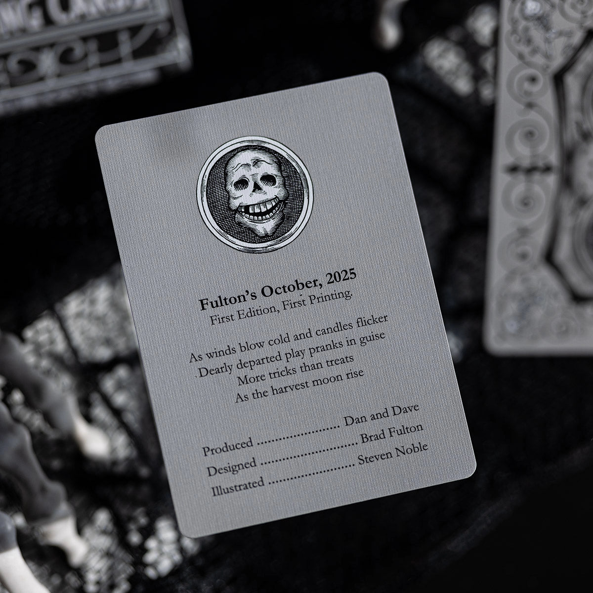Fultons October Tombstone Grey Halloween Playing Cards