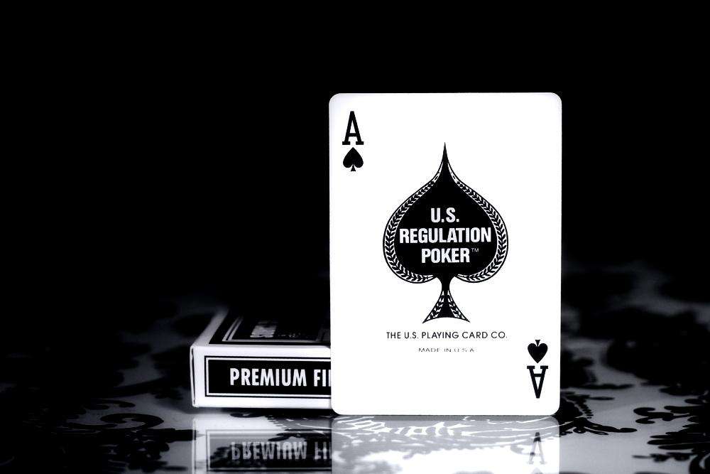 PlayingCardDecks.com-ARRCO White Playing Cards USPCC