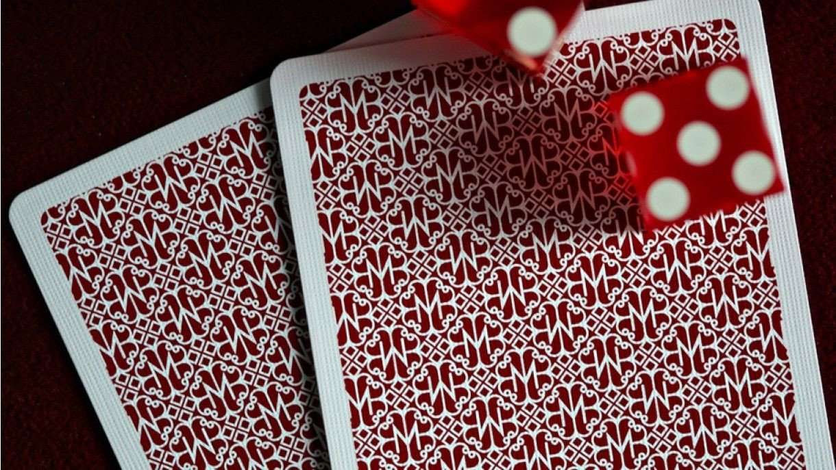 PlayingCardDecks.com-Madison Dealers Red Playing Cards USPCC ellusionist