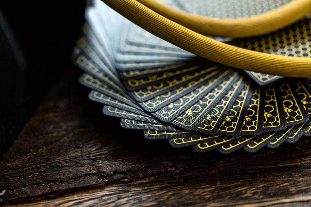 PlayingCardDecks.com-Killer Bees Playing Cards Cartamundi