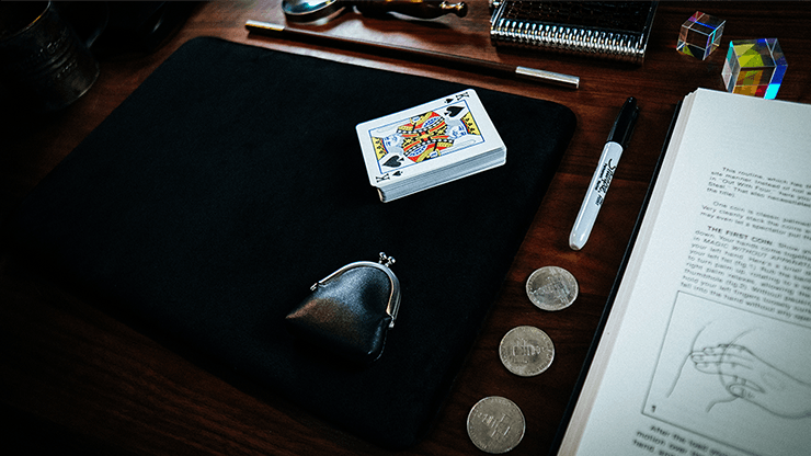 PlayingCardDecks.com-Suede Leather Medium Close-Up Pad: Black