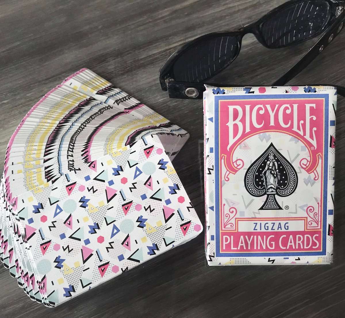PlayingCardDecks.com-ZigZag Bicycle Playing Cards