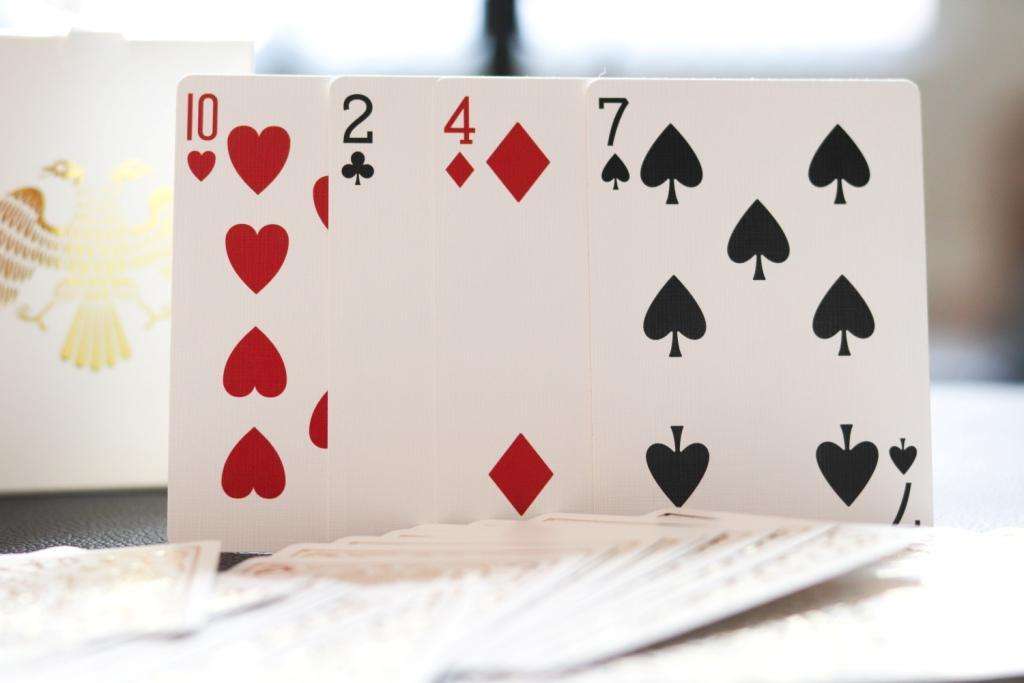 PlayingCardDecks.com-Regalia White Gold Luxury Playing Cards Cartamundi