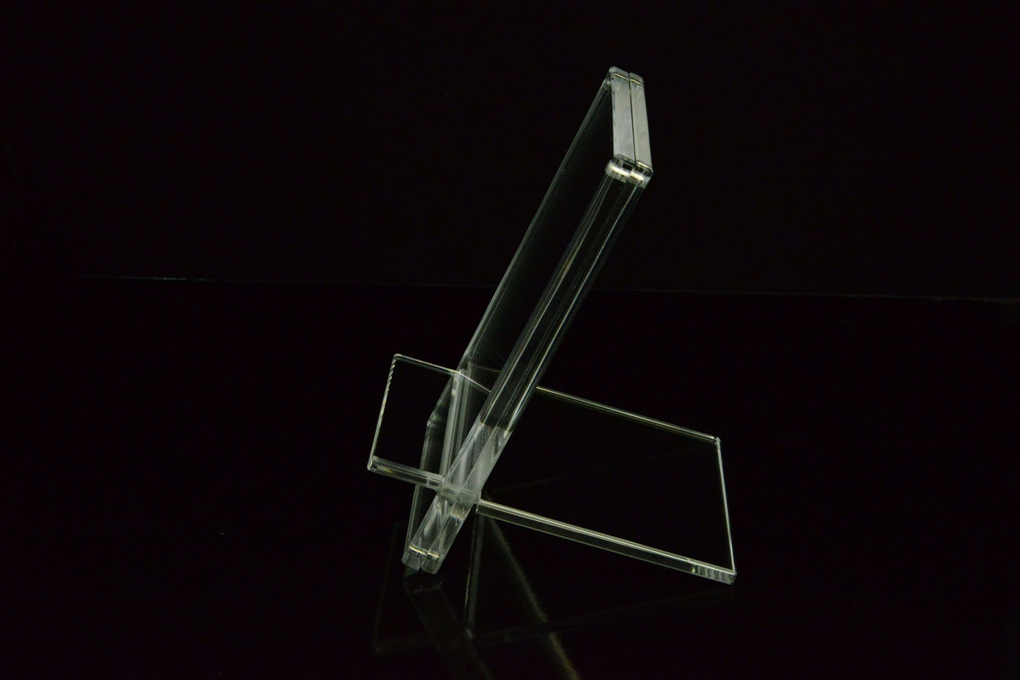 PlayingCardDecks.com-Carat XDS Single Card Display & Deck Stand