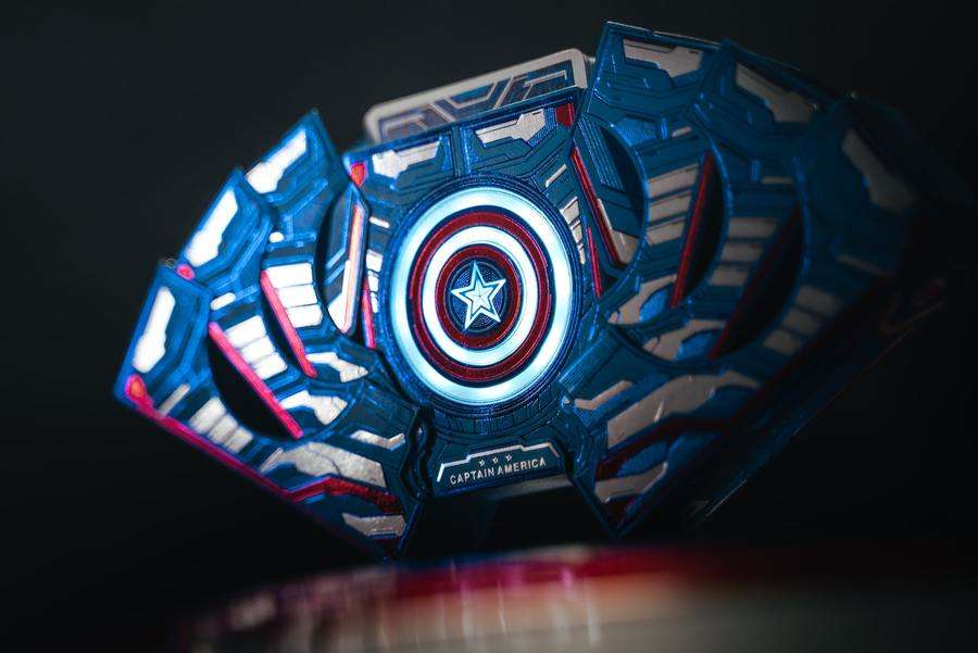 PlayingCardDecks.com-Captain America Deluxe Playing Cards USPCC