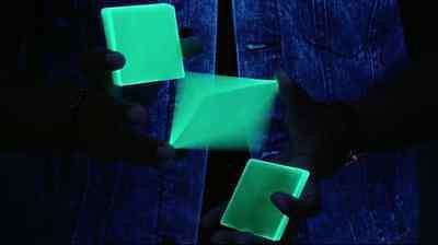 PlayingCardDecks.com-Neon Green Deck