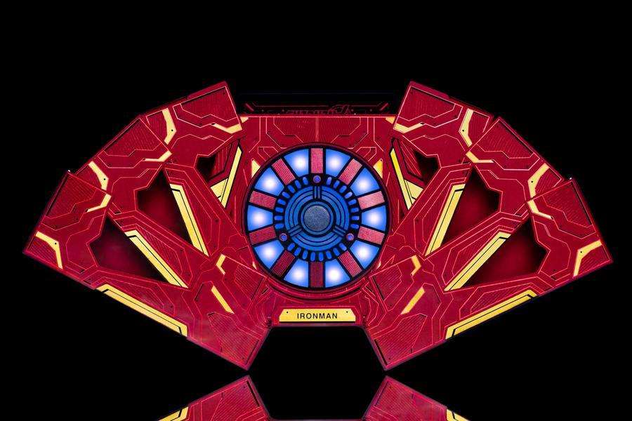 PlayingCardDecks.com-Iron Man Mark 85 Playing Cards MPC