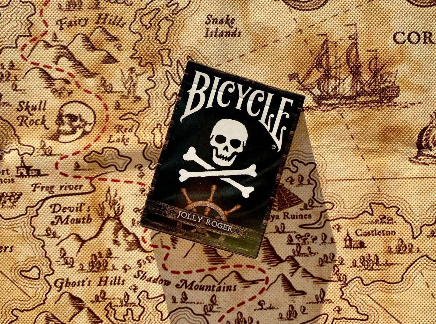 PlayingCardDecks.com-Jolly Roger Bicycle Playing Cards