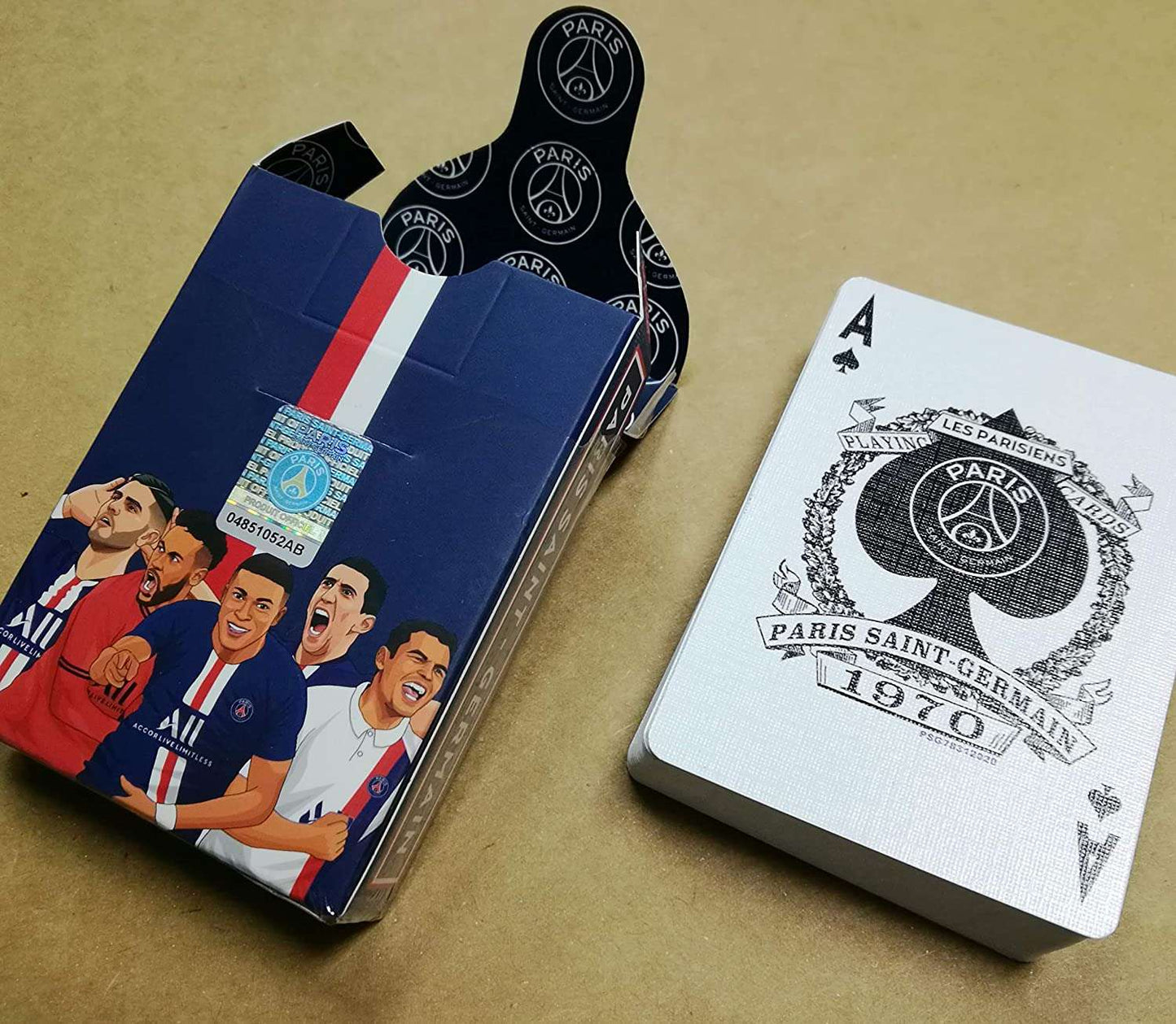 PlayingCardDecks.com-Paris Saint Germain Soccer Playing Cards