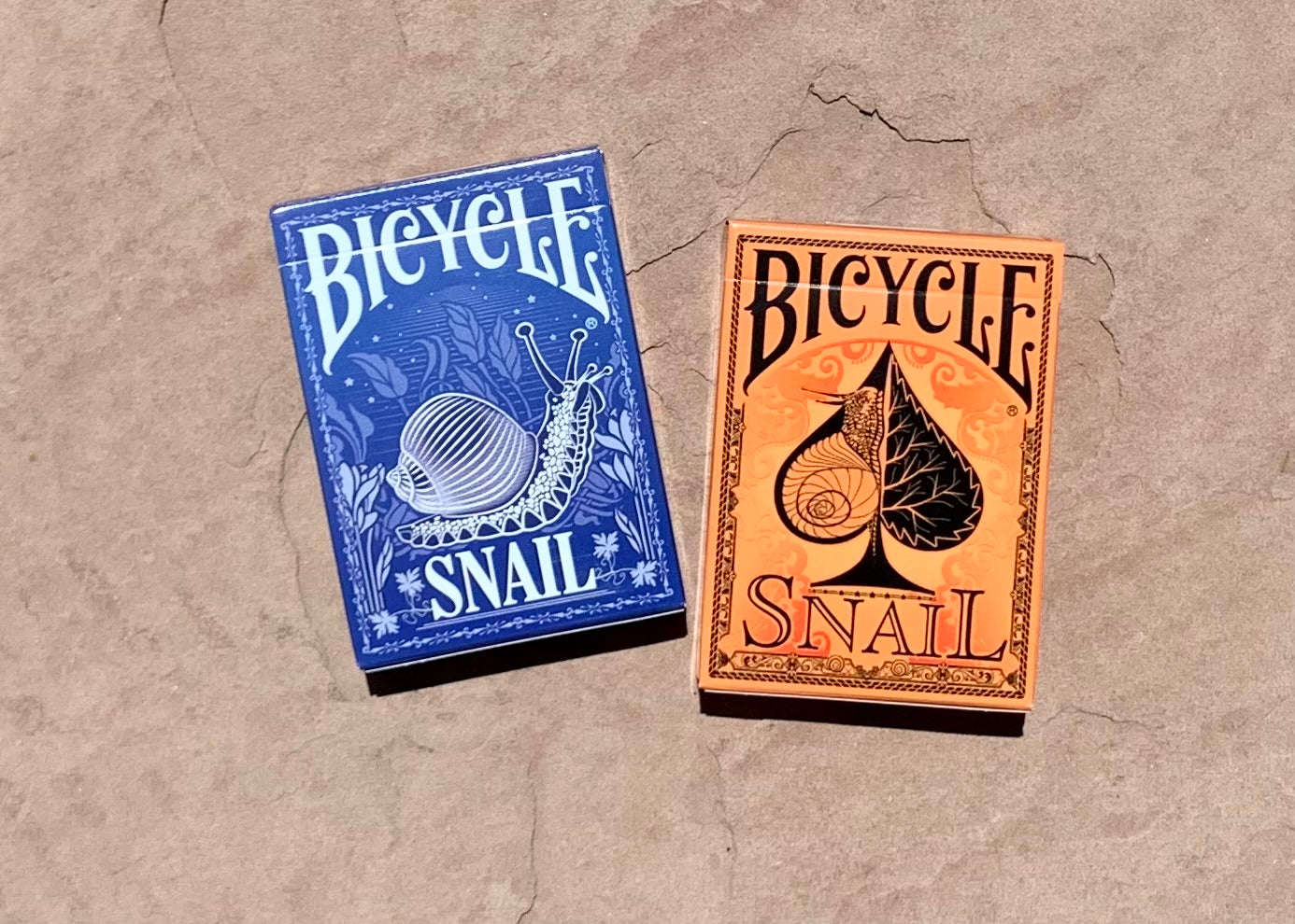 PlayingCardDecks.com-Snail Gilded Bicycle Playing Cards