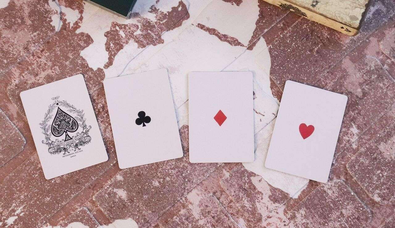 PlayingCardDecks.com-Faro Vintage Reproduction Prototype Playing Cards MPC