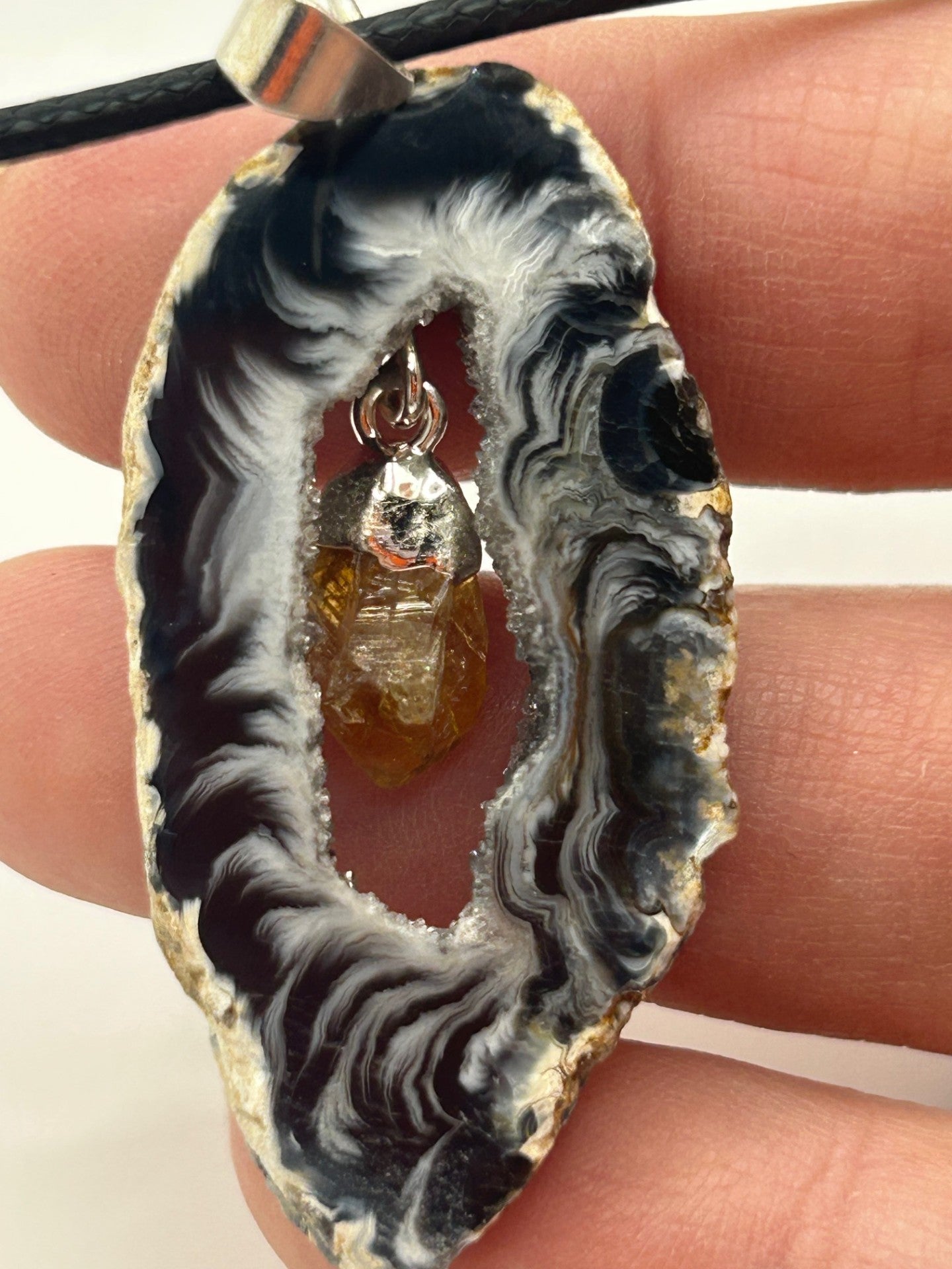 Geode Agate Necklace with Citrine