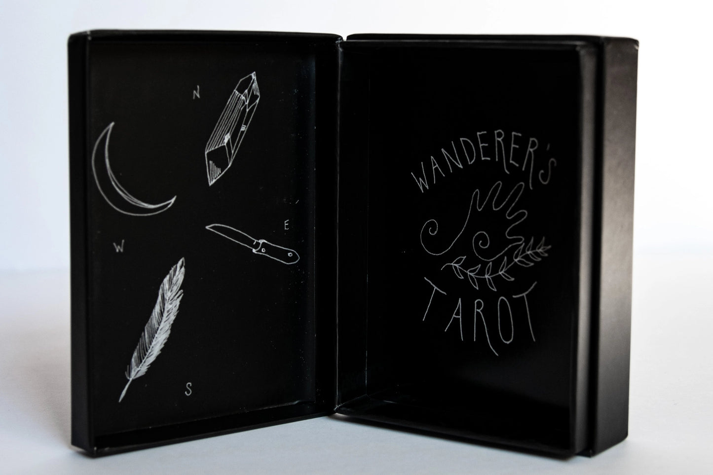 Wanderer's Tarot 78-Card Deck with Fold-Out Guide