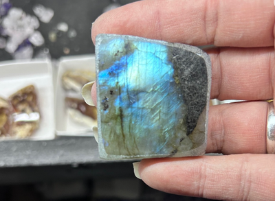 Labradorite Stone