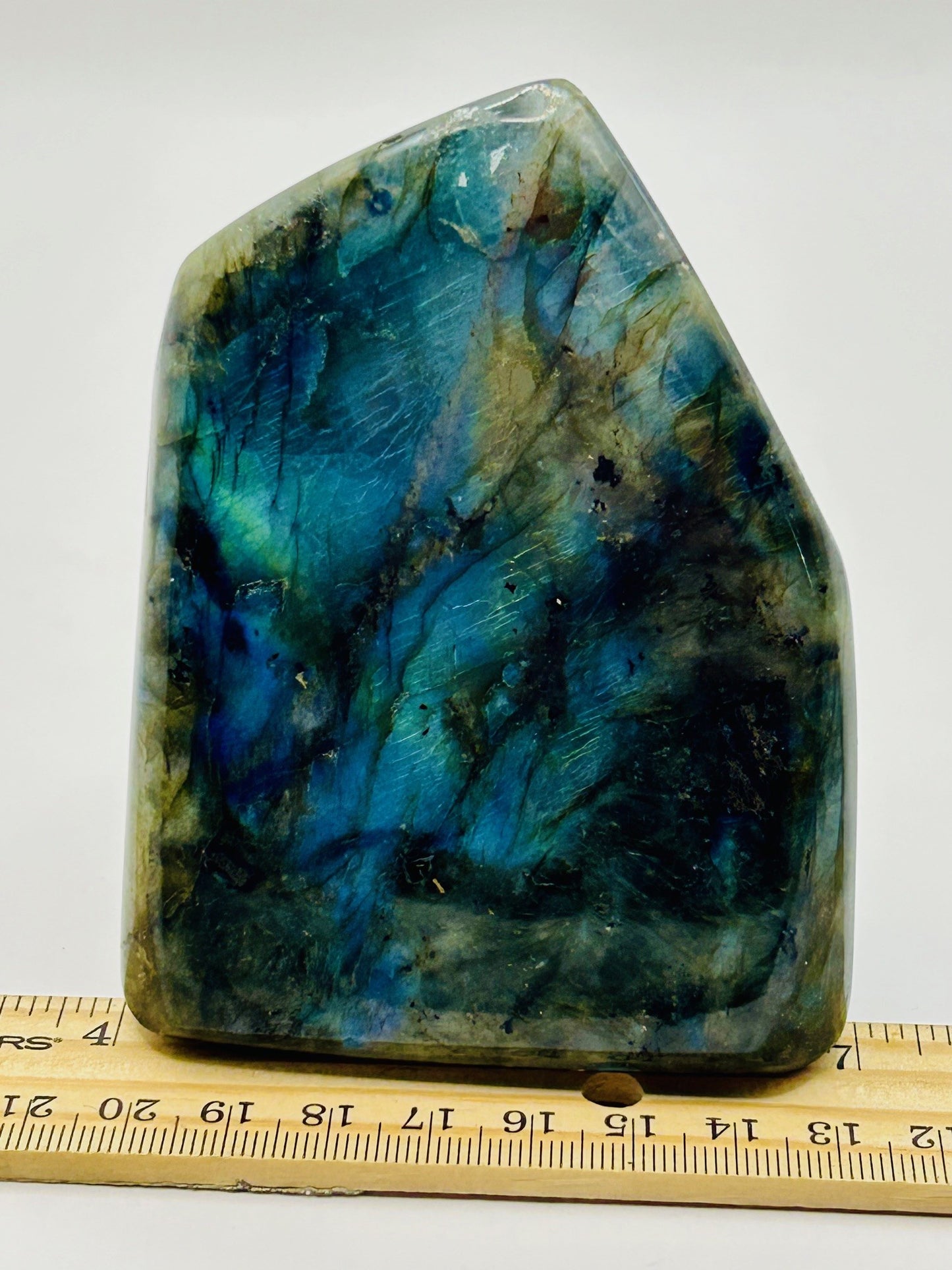 Labradorite Stone