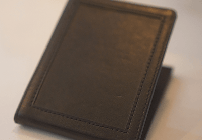 PlayingCardDecks.com-Chameleon Skin Wallet