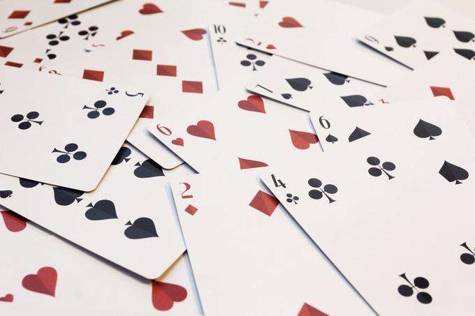 PlayingCardDecks.com-Essentia Playing Cards LPCC