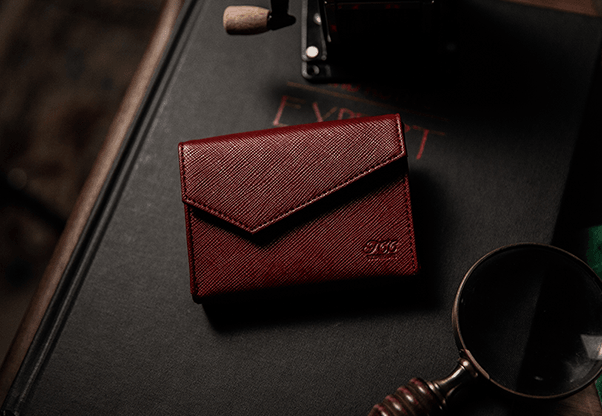 PlayingCardDecks.com-Luxury Leather Playing Card Carrier: Red