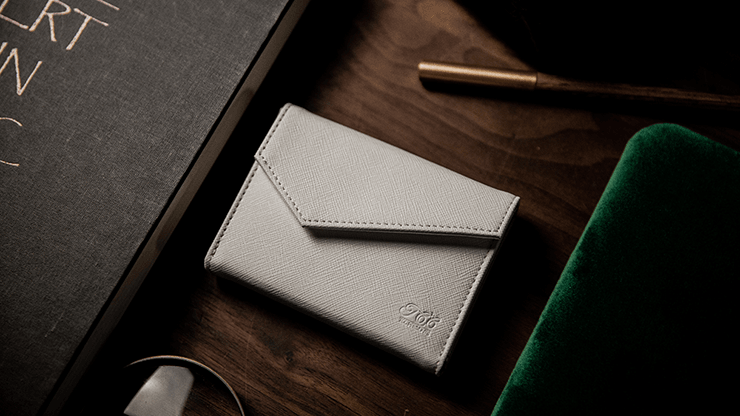 PlayingCardDecks.com-Luxury Leather Playing Card Carrier: White